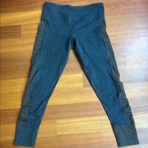 Vuori Blue/Grey 3/4 Leggings